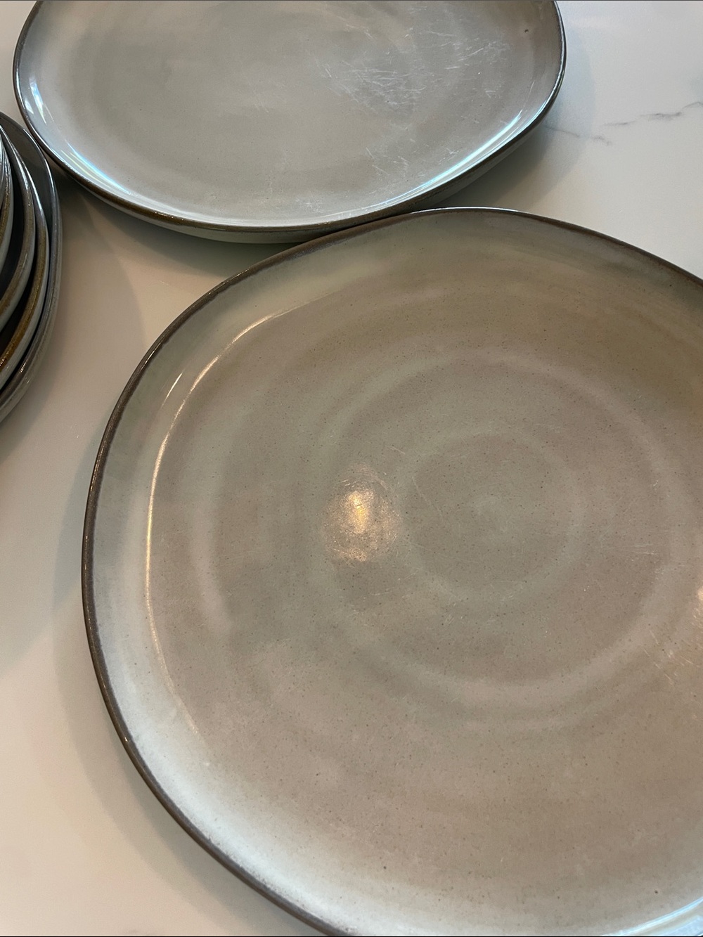 Neutral Gray Ceramic Dinner Plate Set - Home Dining - Picture 2 of 4